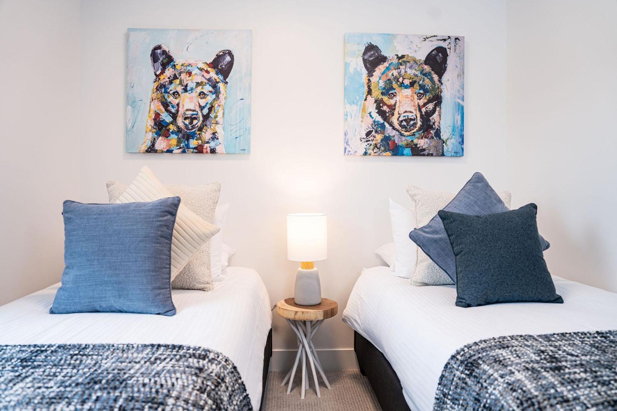 Bluebird Daze By Revelstoke Vacations Apartamento Exterior foto