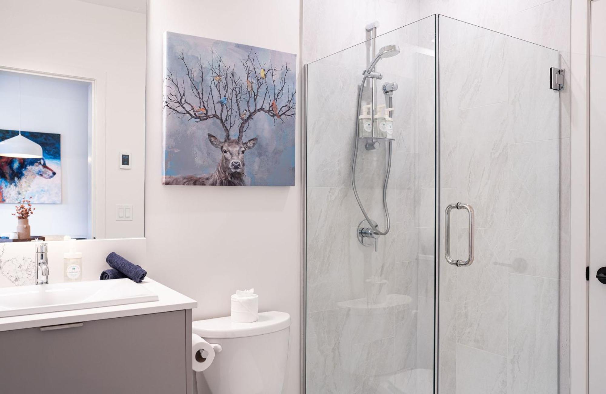 Bluebird Daze By Revelstoke Vacations Apartamento Exterior foto