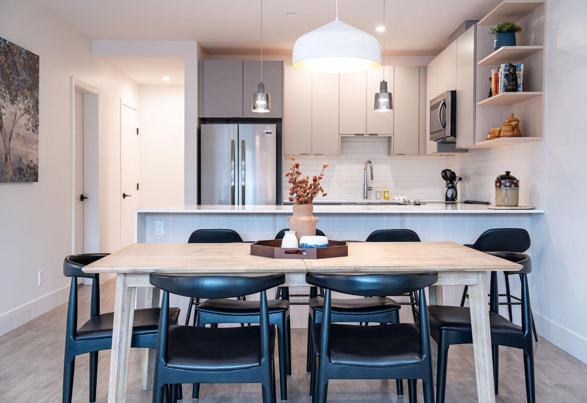 Bluebird Daze By Revelstoke Vacations Apartamento Exterior foto